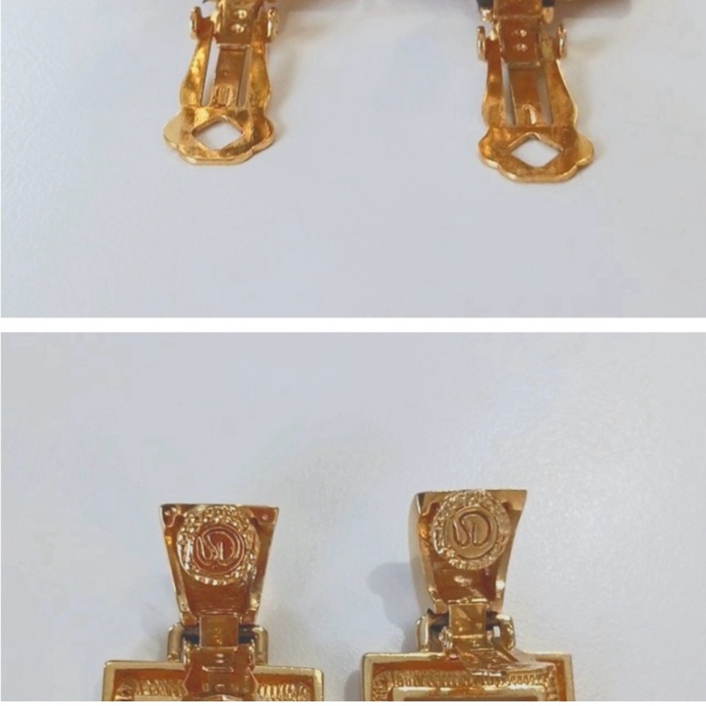 St. John earrings - Picture 3 of 3